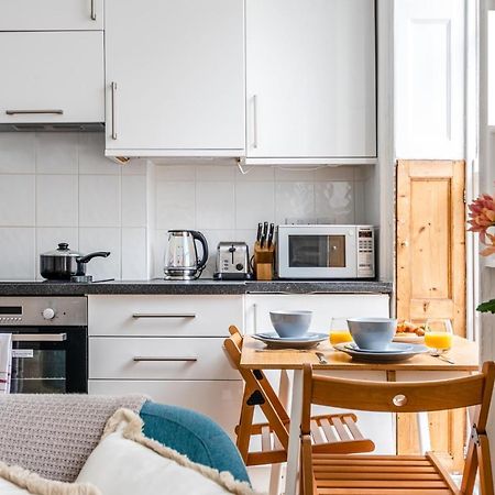Charming 1 Bed Apartment Near Museum Лондон Екстериор снимка